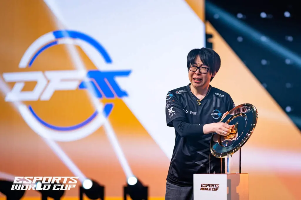 GO1 campeão EWC 2025 Fatal Fury