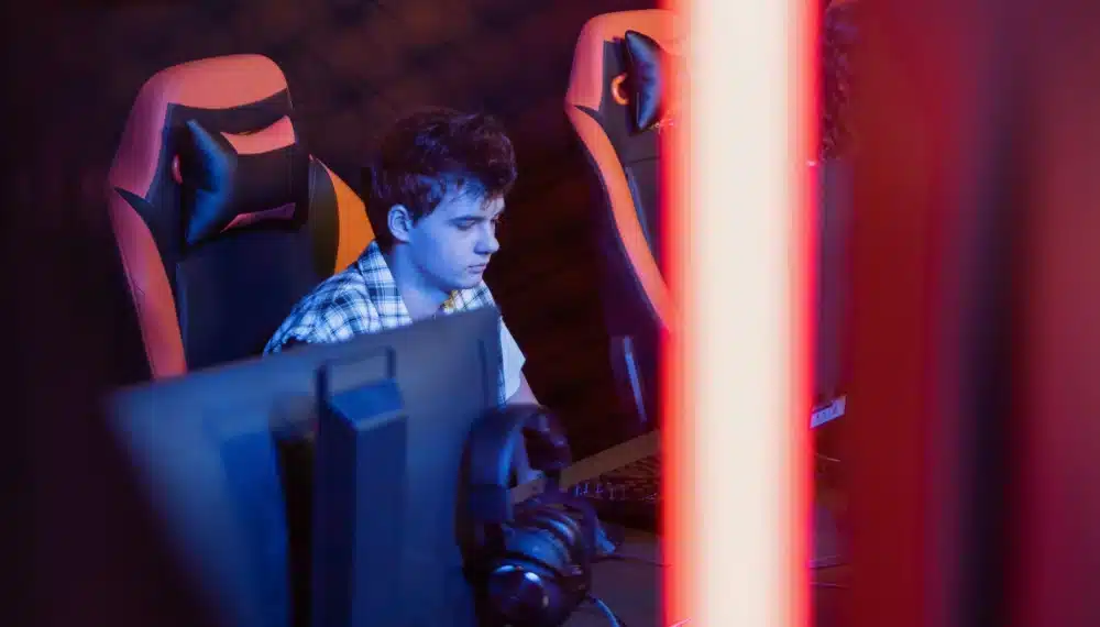 Jitter vs Latency: Complete Guide for Gamers and Internet Users