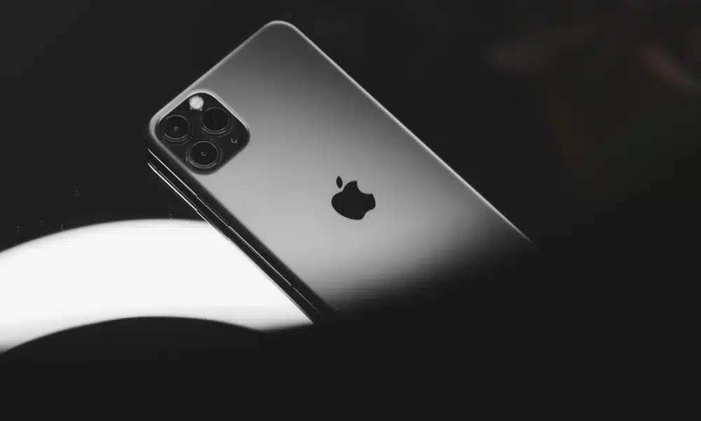 Dark Text Messages: Easy Dark Mode Guide Today