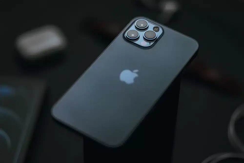How does find my iphone work: a complete guide