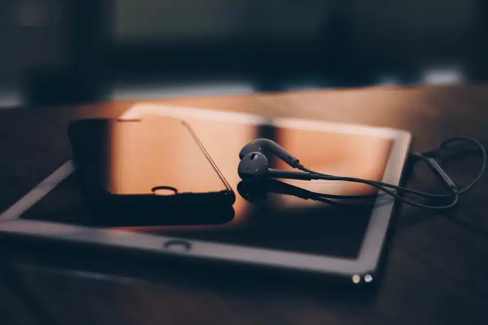 How to Link iPhone to iPad: Complete Sync Guide