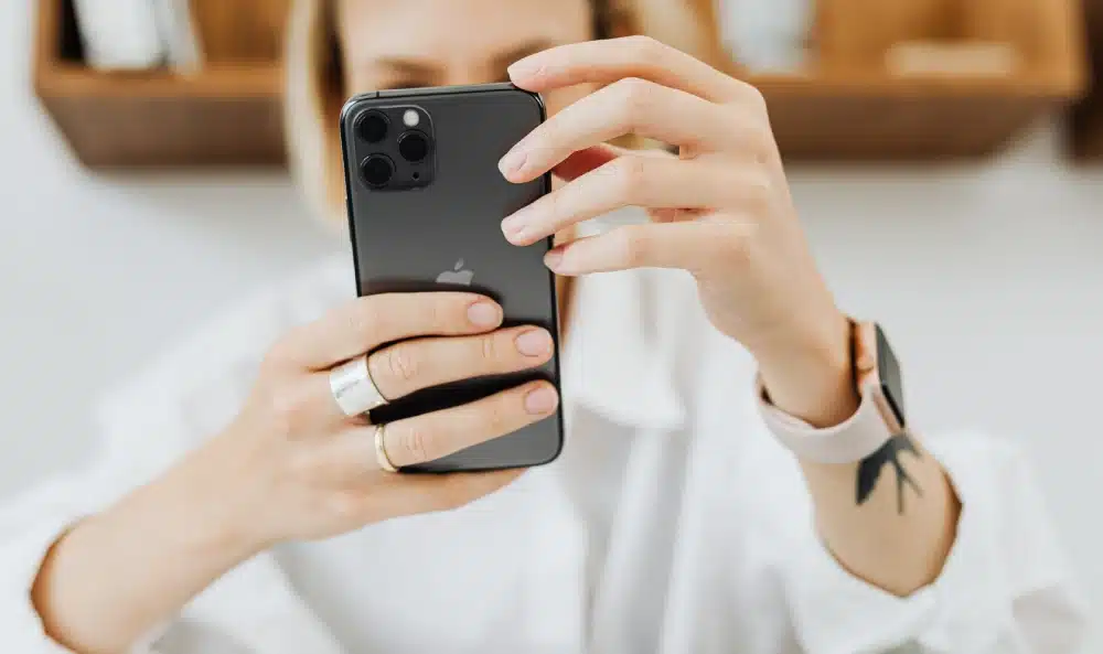 How to turn off Face ID for Messages on iPhone