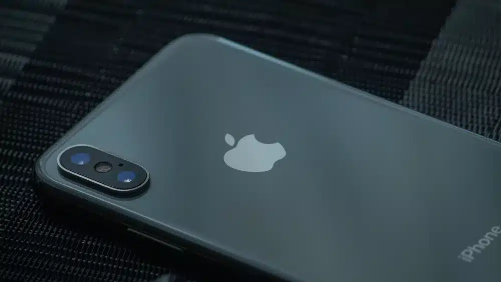 iPhone Motion Sickness: How to Turn On the Dots