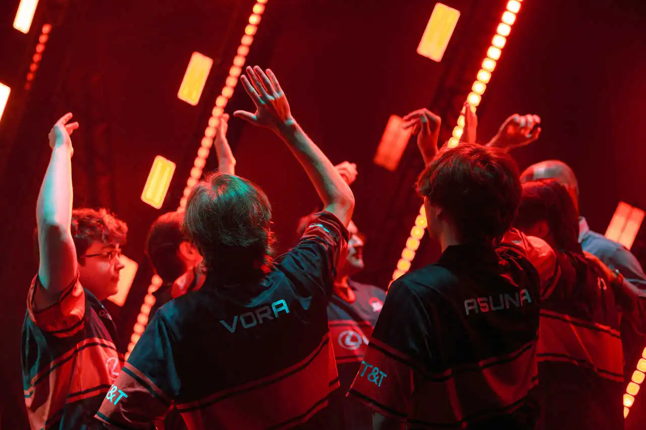 vitória da 100 Thieves no VCT Americas